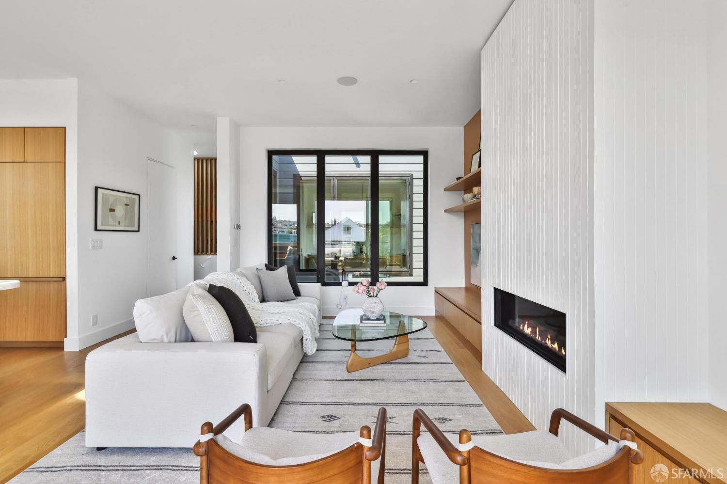 3839 Cesar Chavez Street
