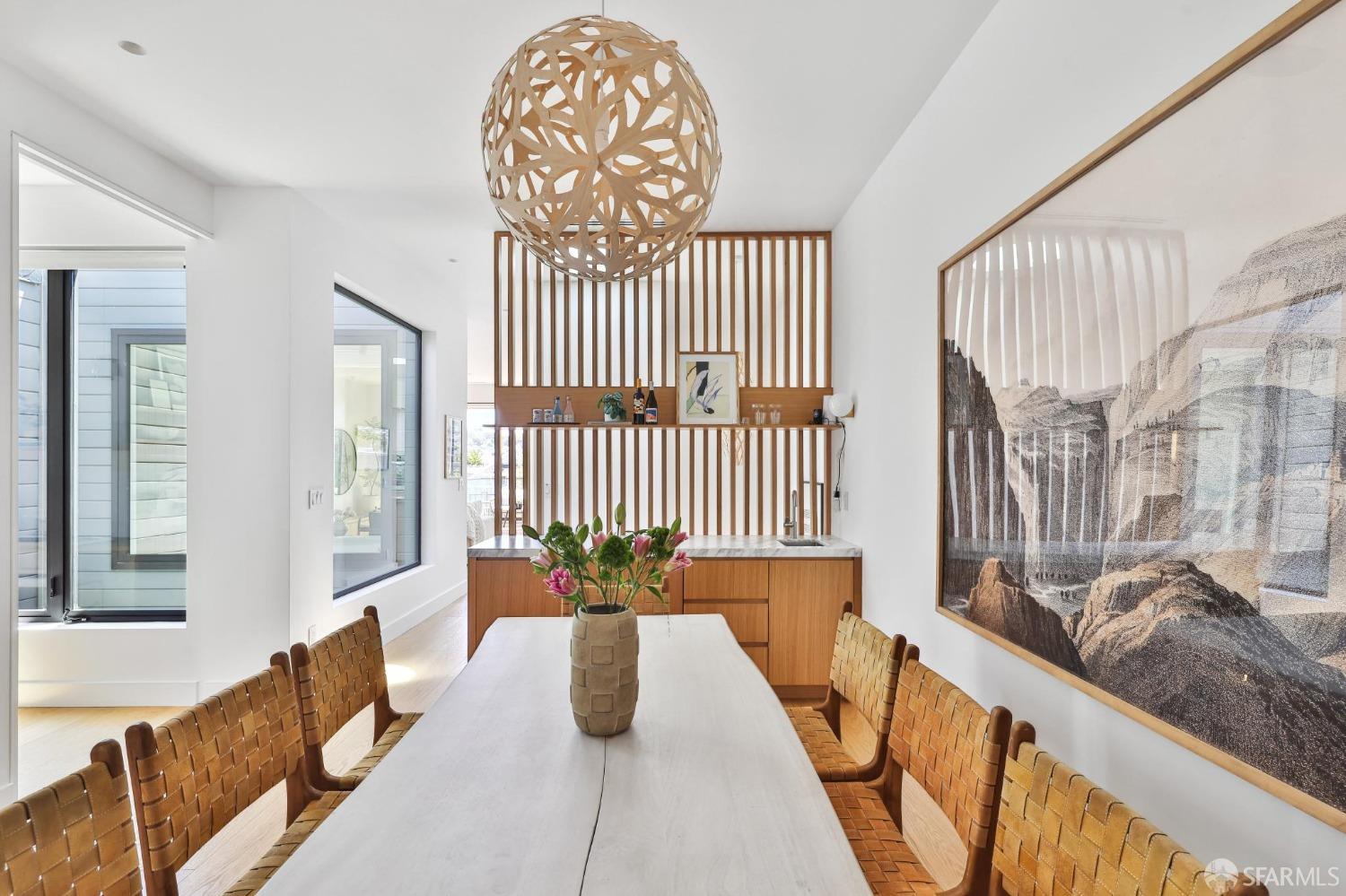 3839 Cesar Chavez Street