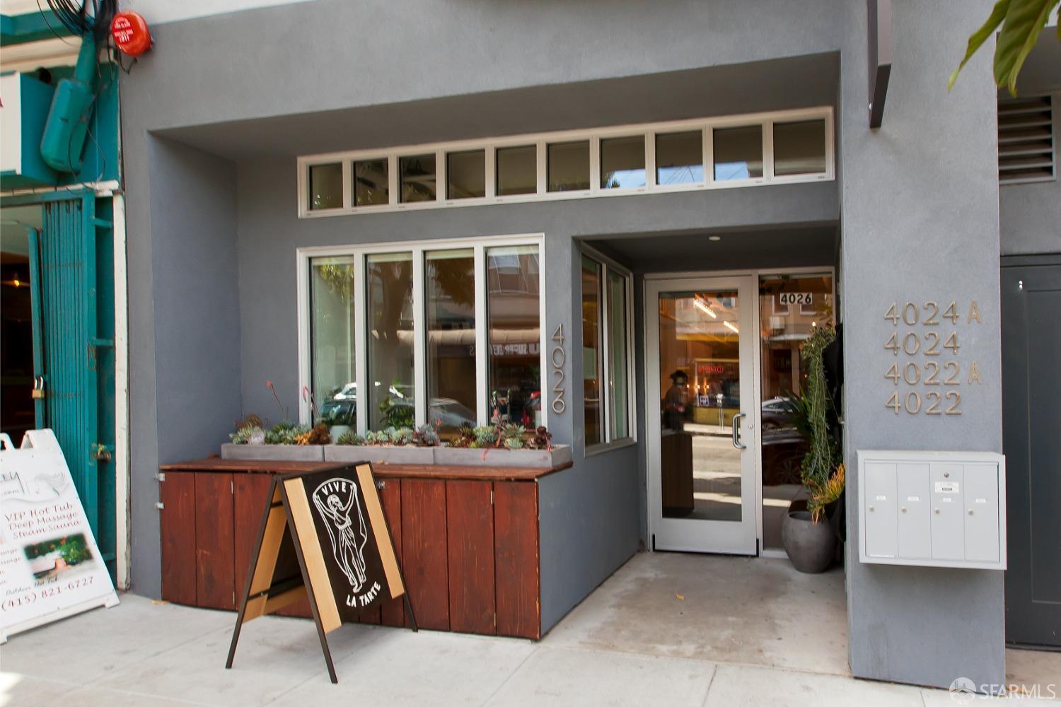3839 Cesar Chavez Street