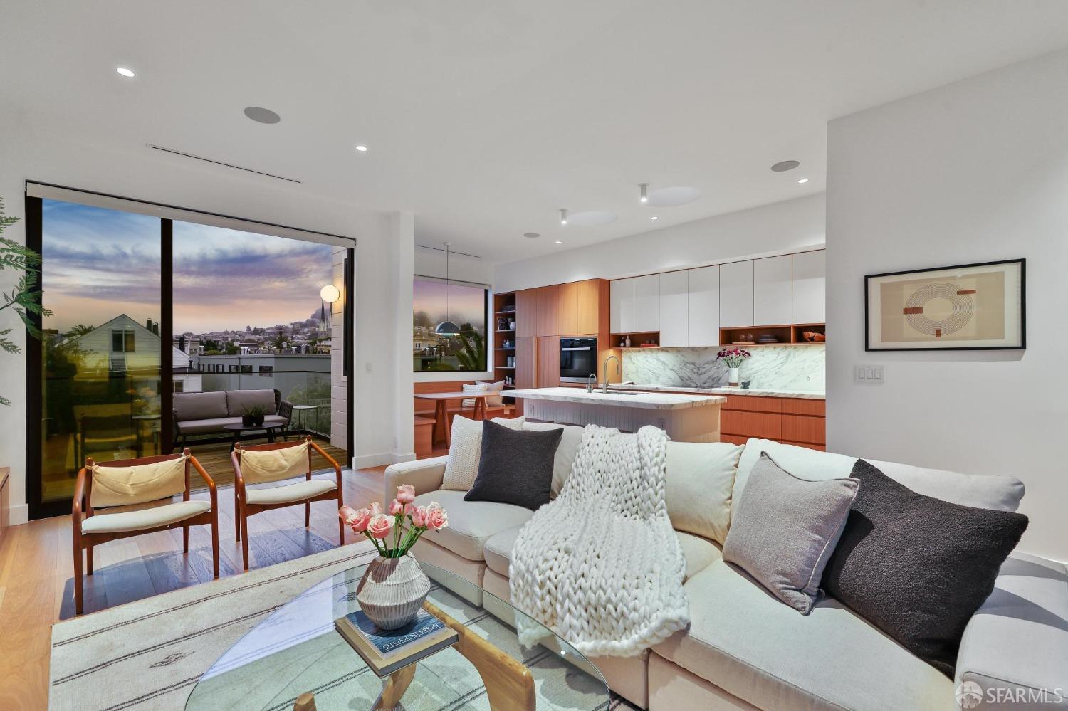3839 Cesar Chavez Street