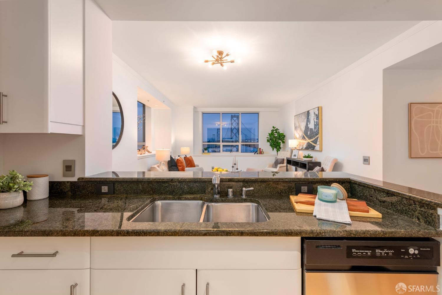 400 Beale Street # 1805