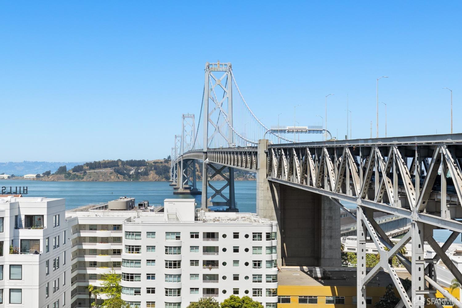 400 Beale Street # 1805