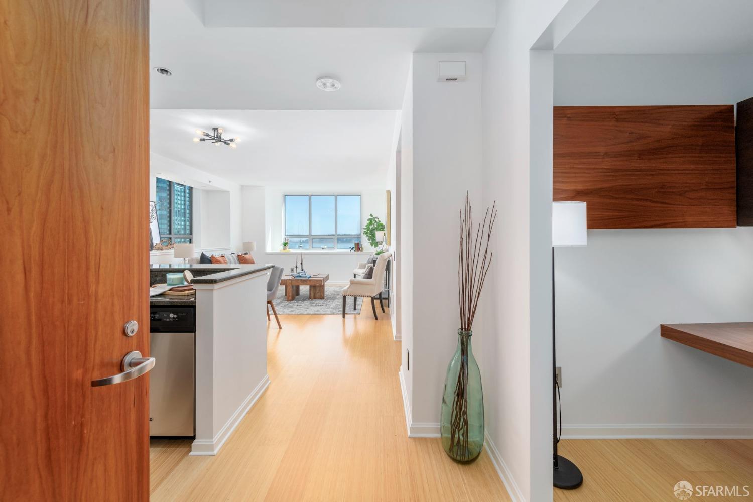 400 Beale Street # 1805