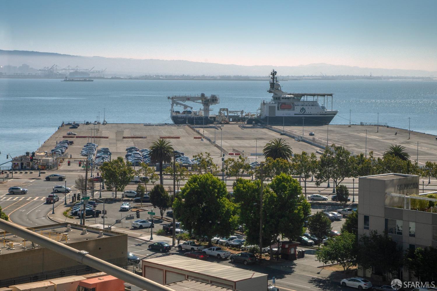 400 Beale Street # 1114