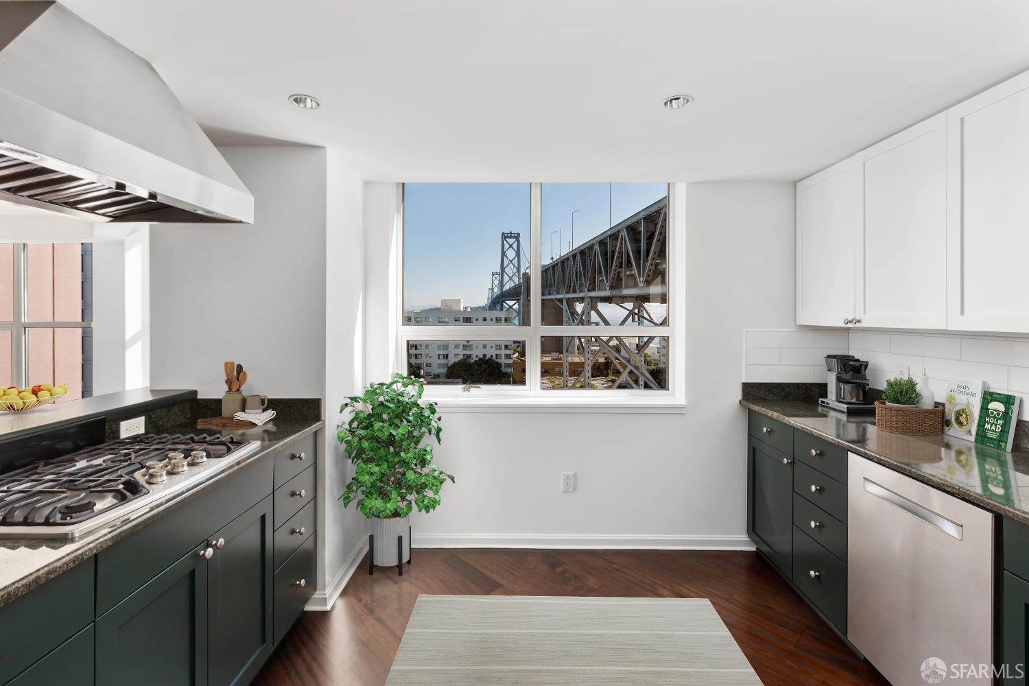 400 Beale Street # 1114