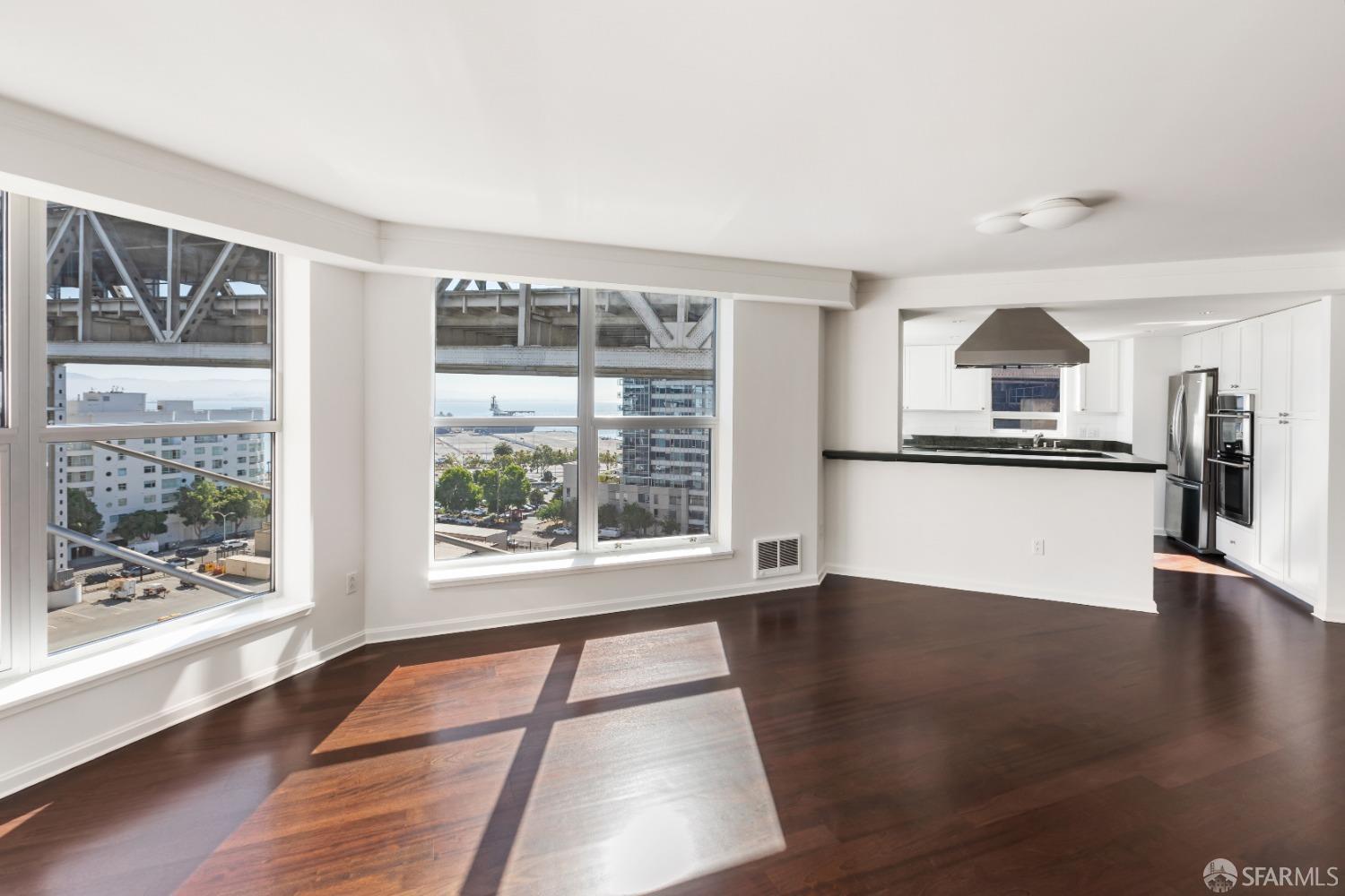 400 Beale Street # 1114