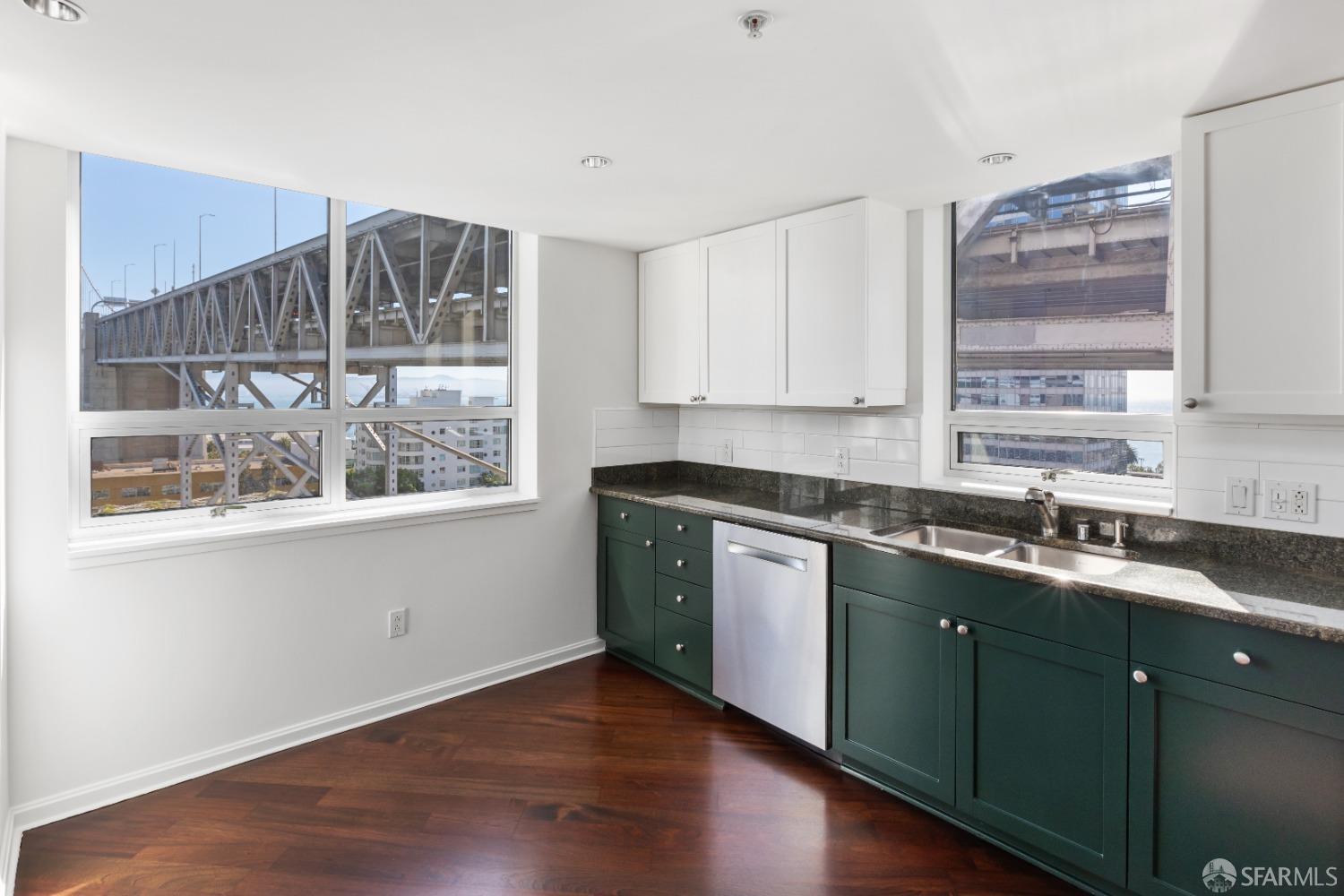 400 Beale Street # 1114