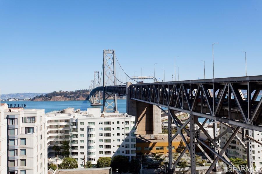 400 Beale Street # 1114