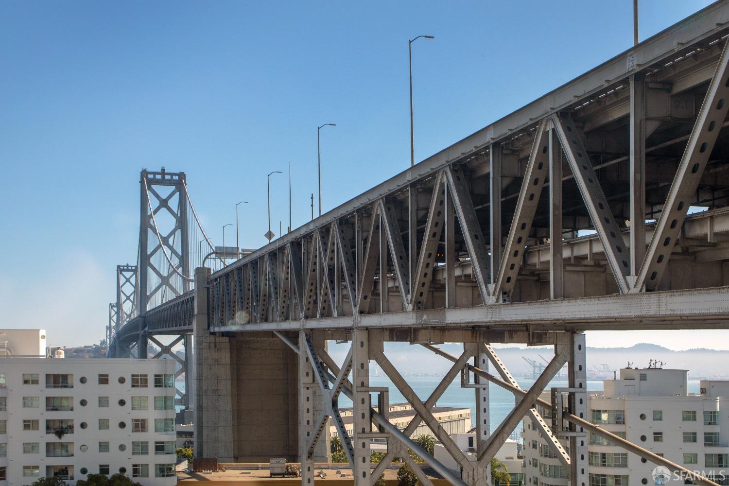 400 Beale Street # 1114