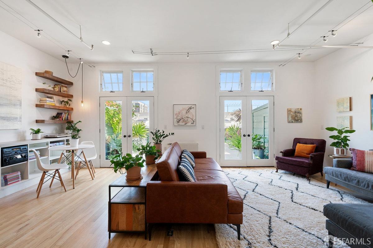 2169 Folsom Street # M203