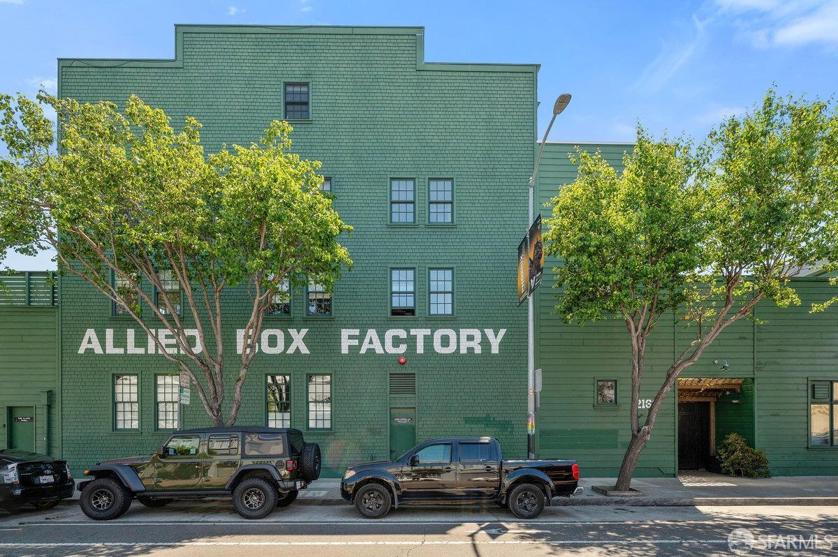 2169 Folsom Street # M203