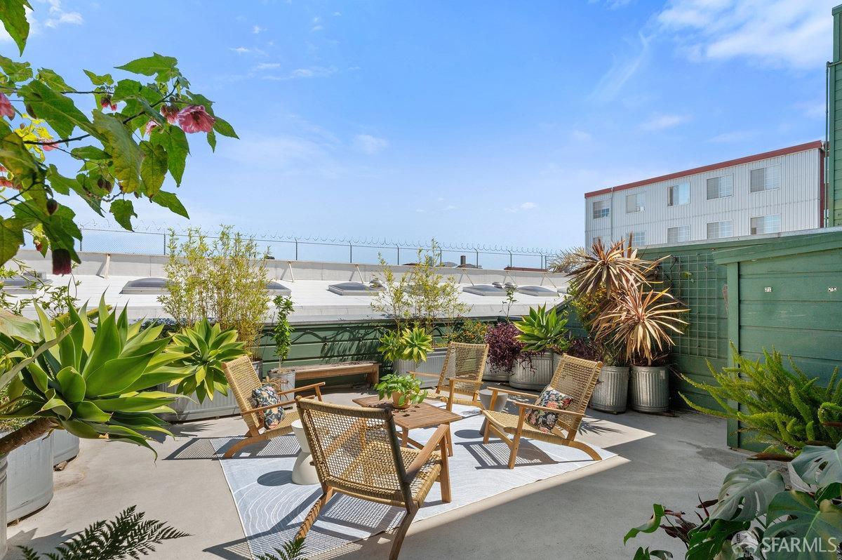 2169 Folsom Street # M203