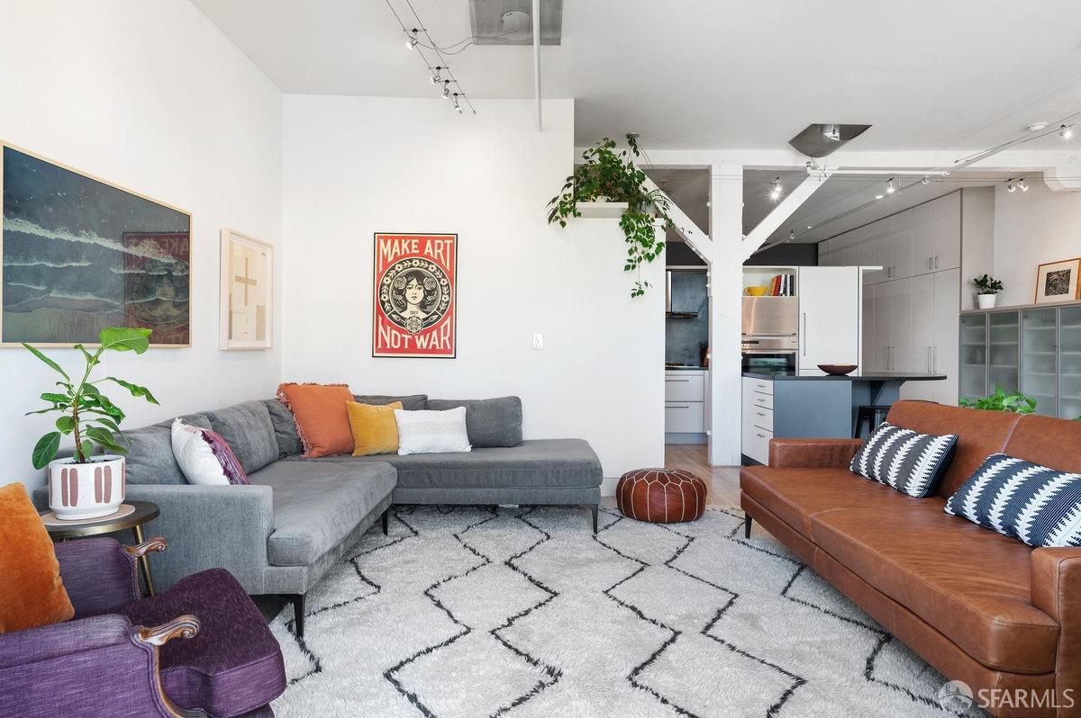 2169 Folsom Street # M203