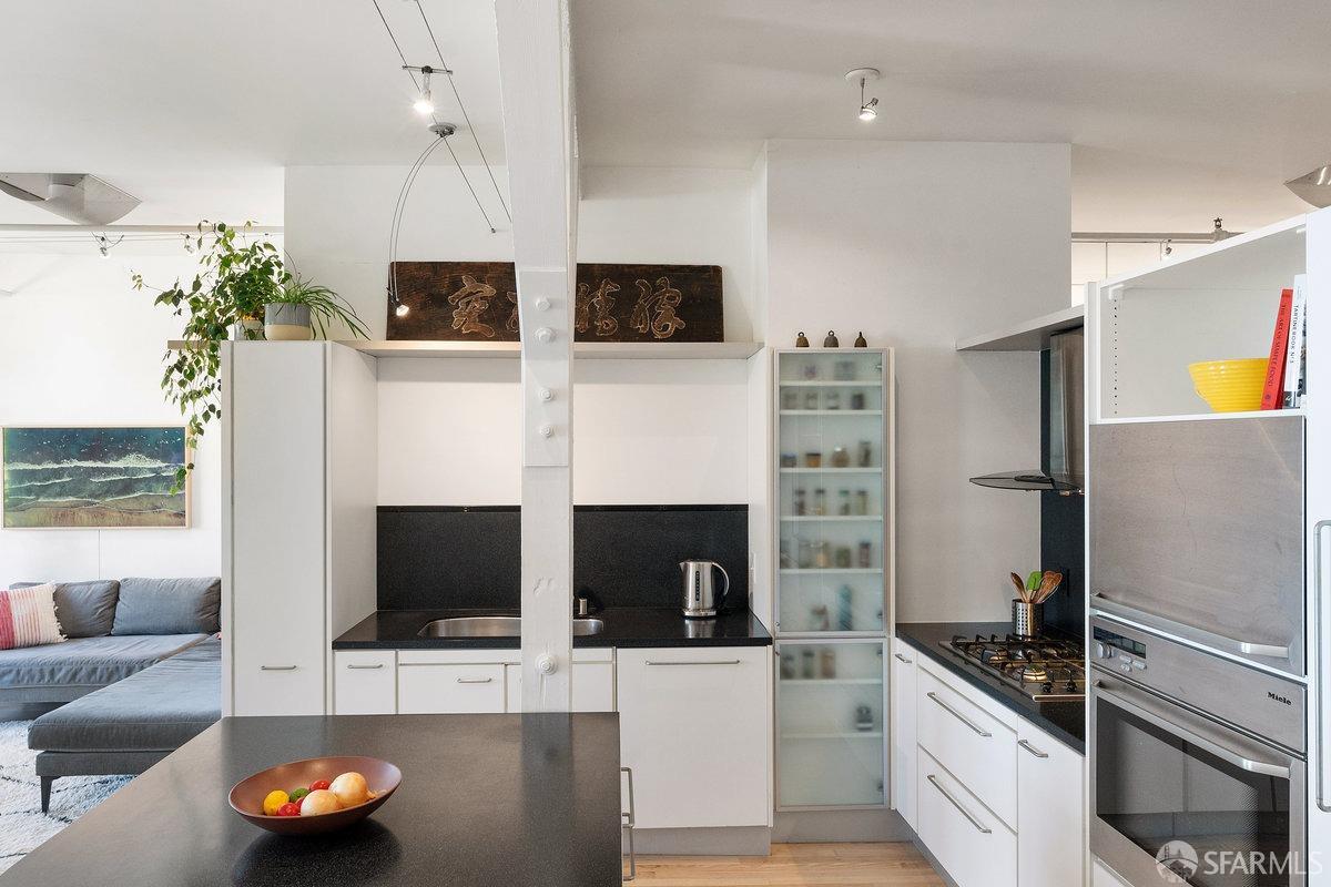 2169 Folsom Street # M203