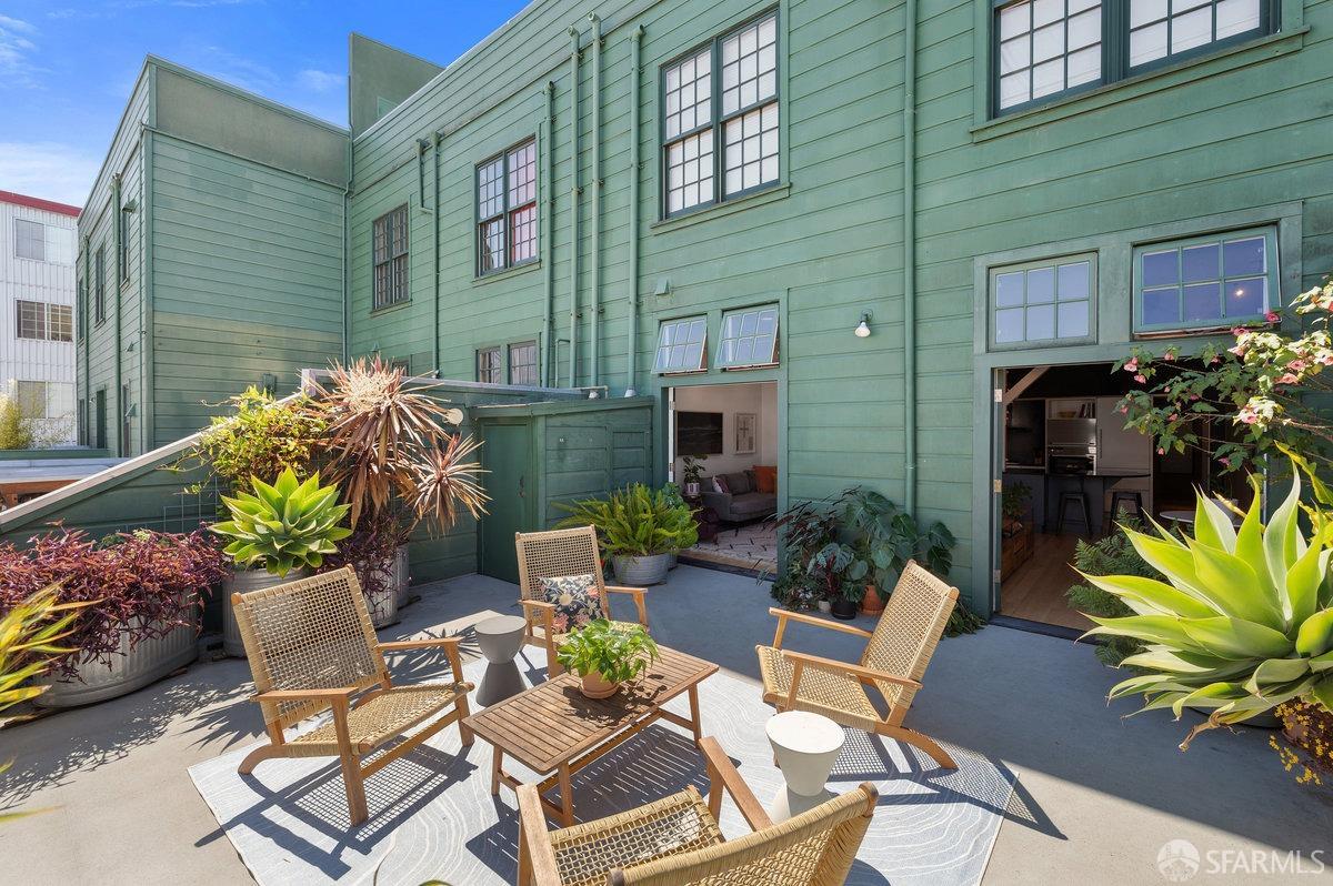 2169 Folsom Street # M203