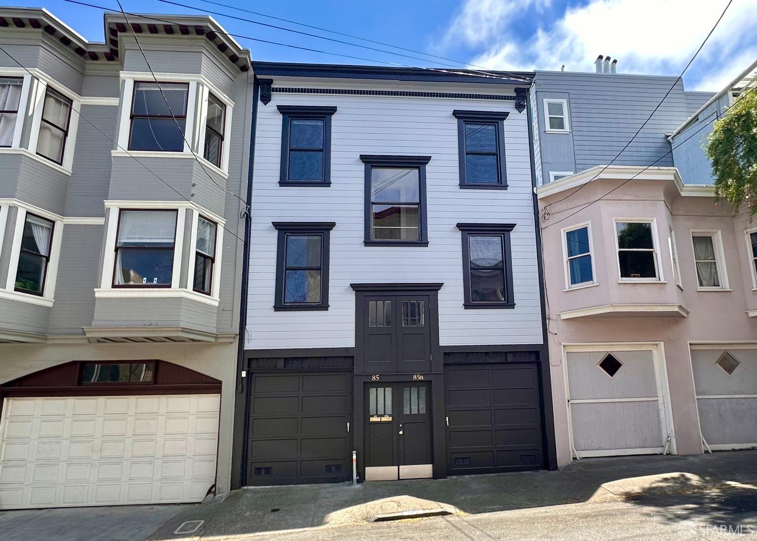 85 Valparaiso Street