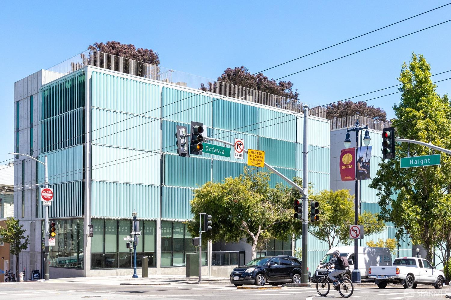 8 Octavia Street Unit: PH6
