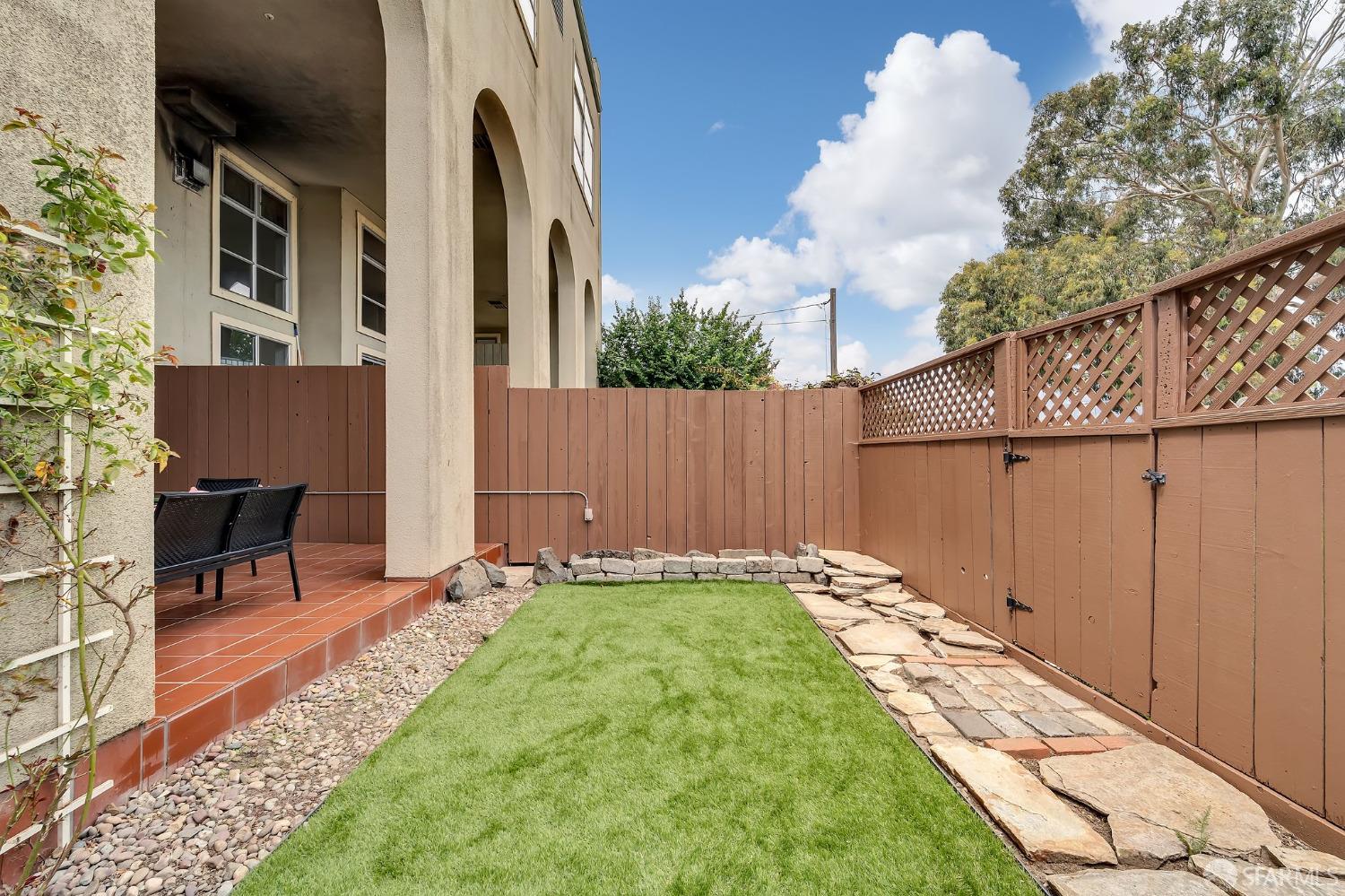 828 Innes Avenue # 103