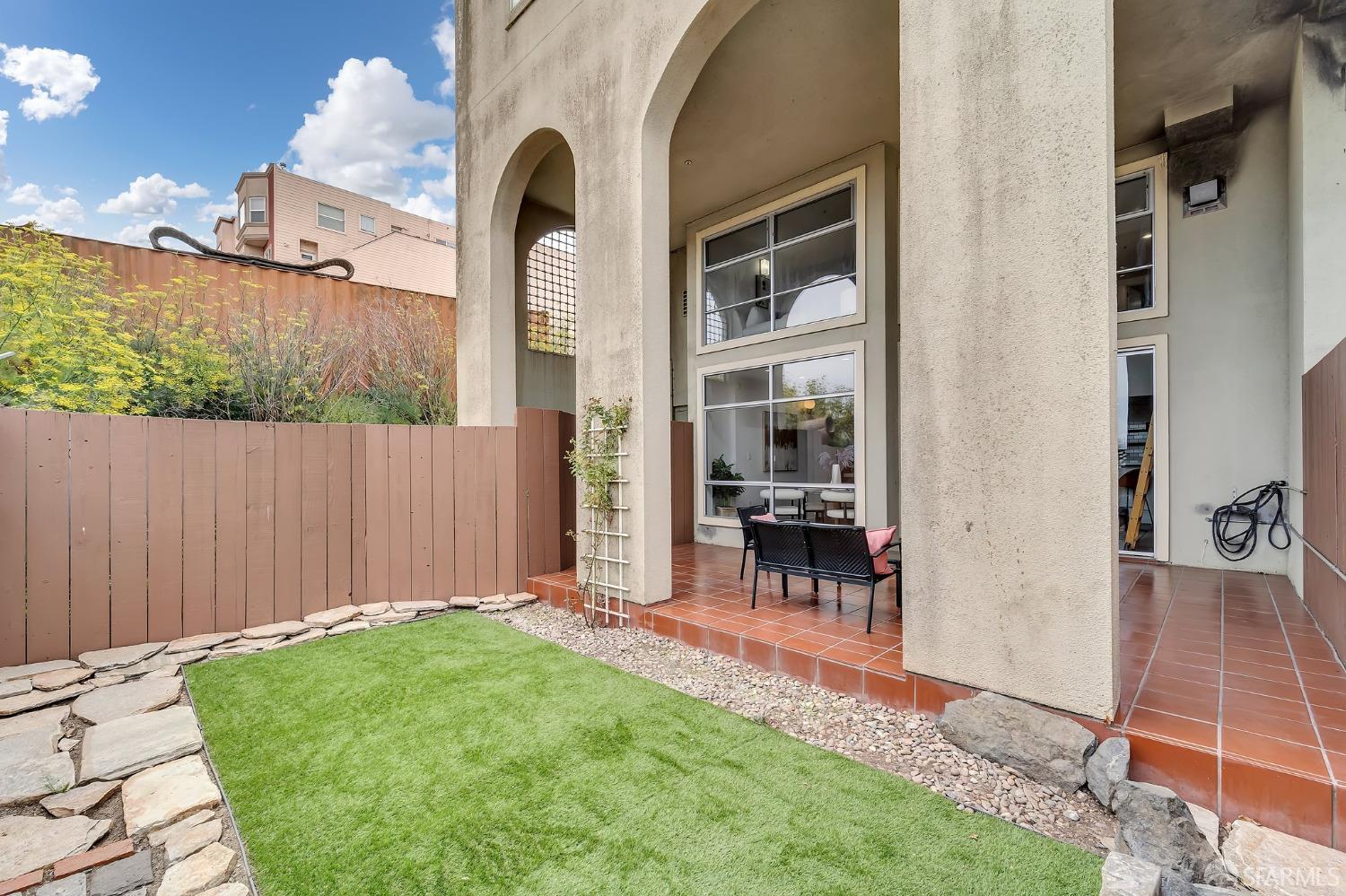 828 Innes Avenue # 103