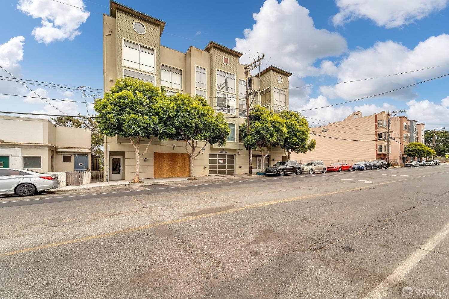 828 Innes Avenue # 103