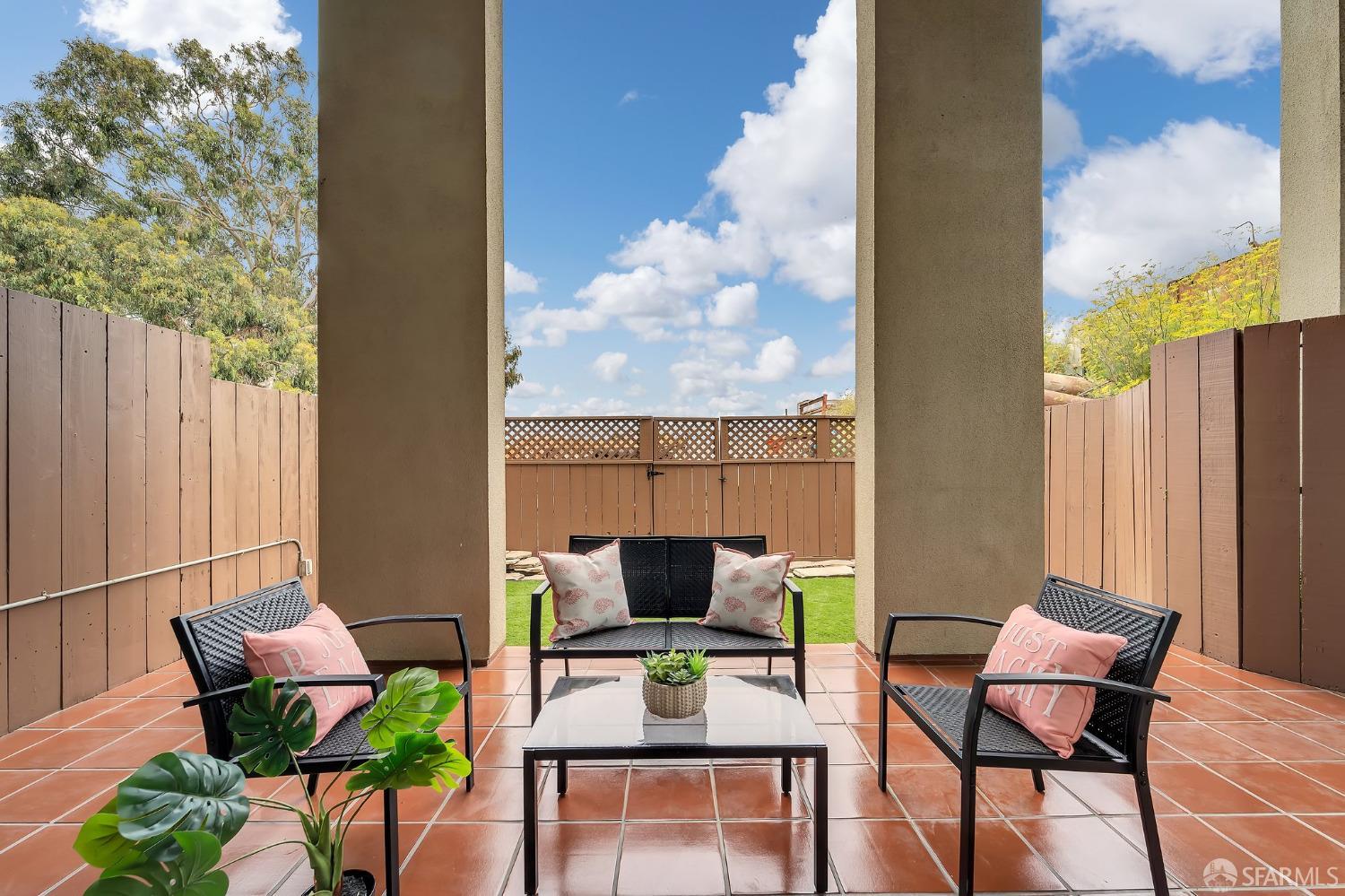 828 Innes Avenue # 103
