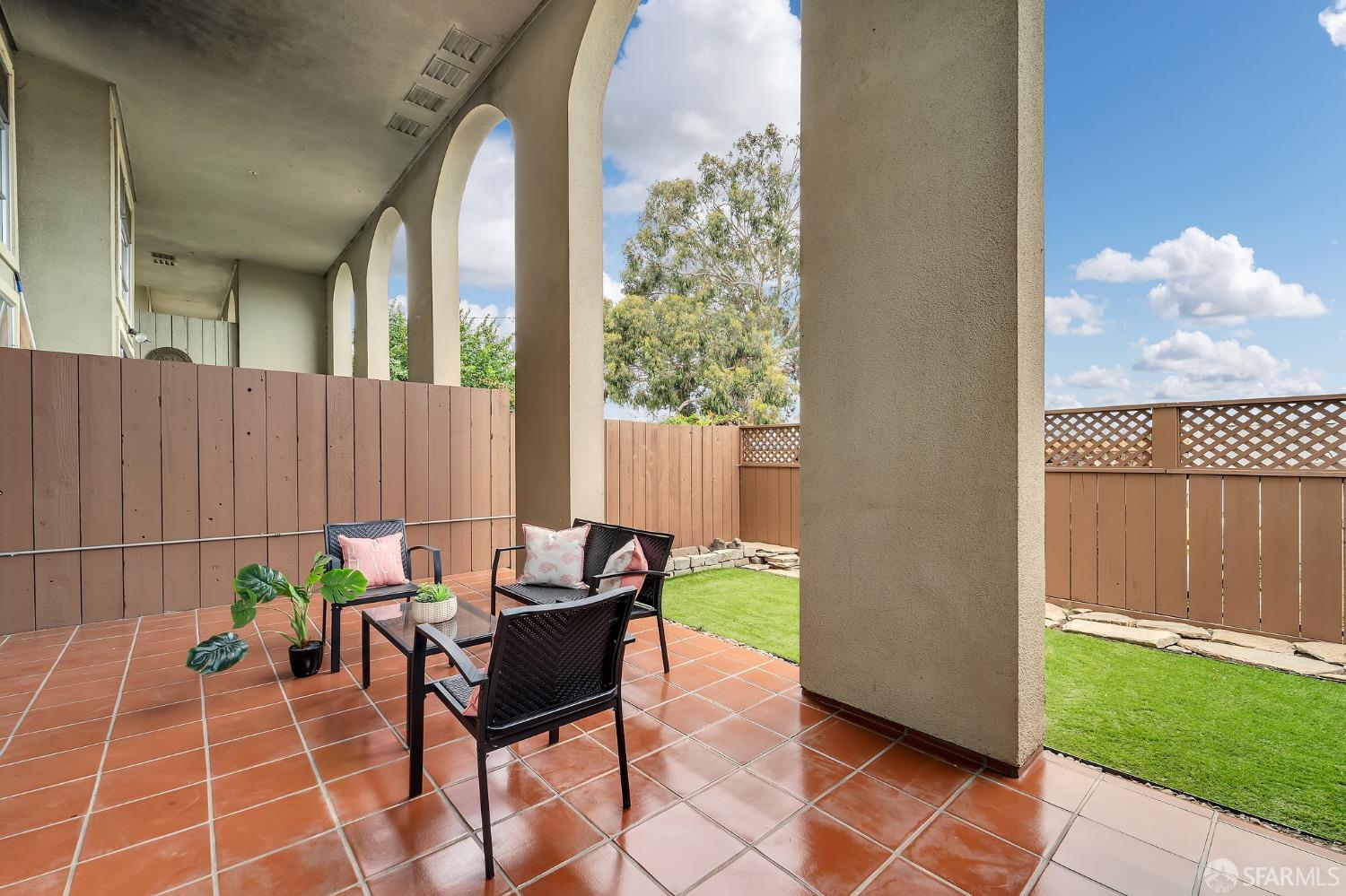 828 Innes Avenue # 103