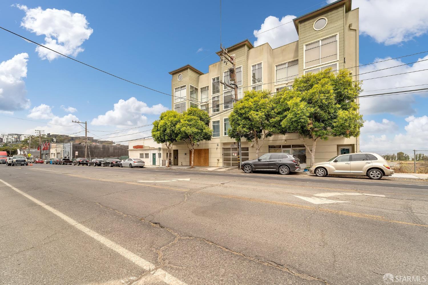828 Innes Avenue # 103