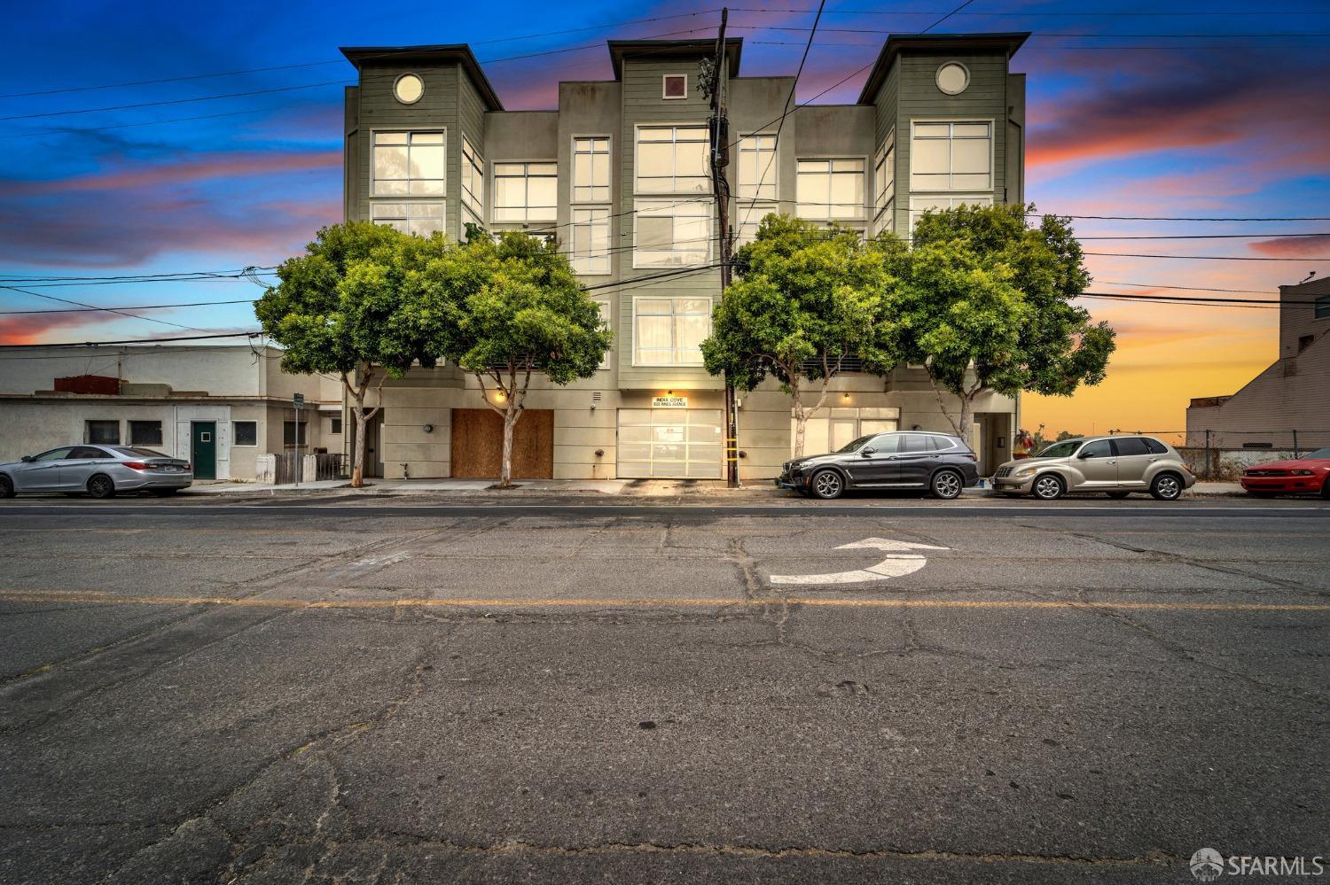 828 Innes Avenue # 103