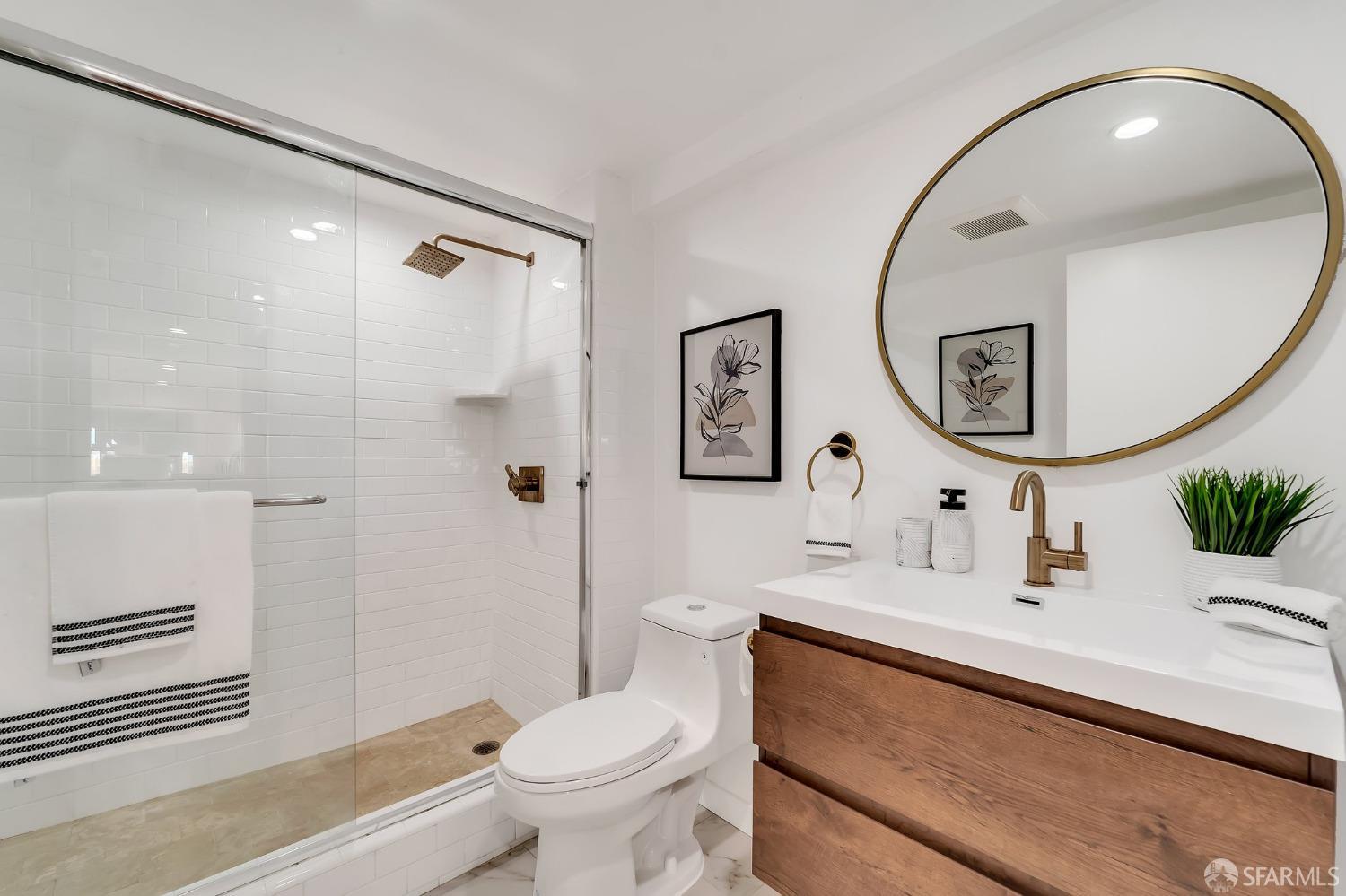 828 Innes Avenue # 103