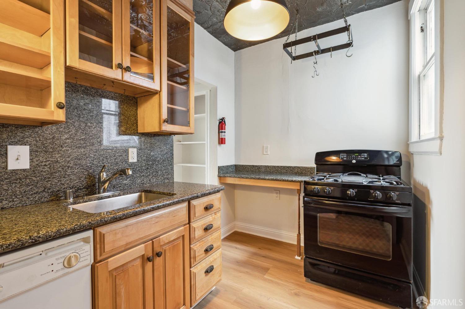 4526-4528 Fulton Street