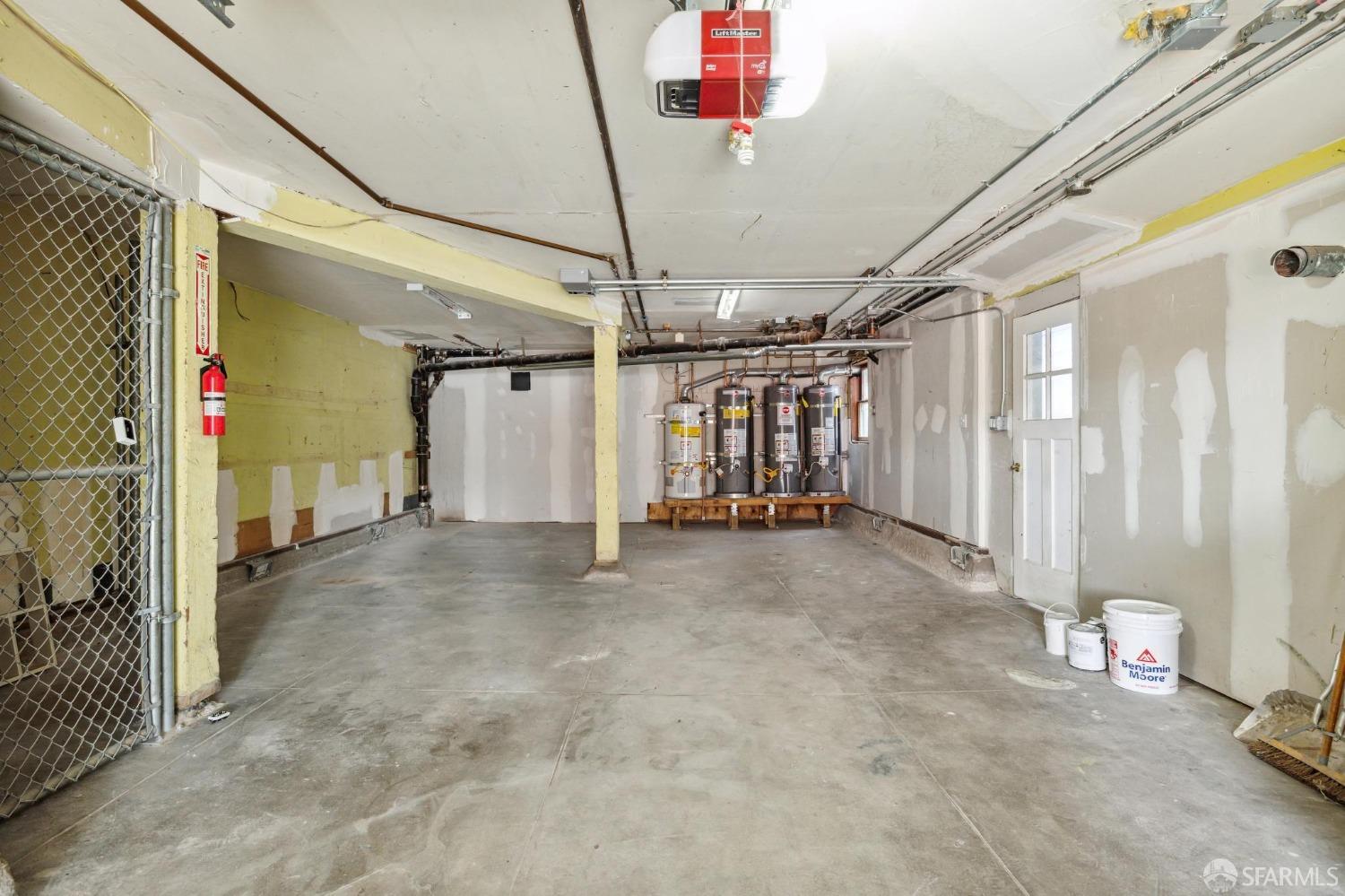 4526-4528 Fulton Street