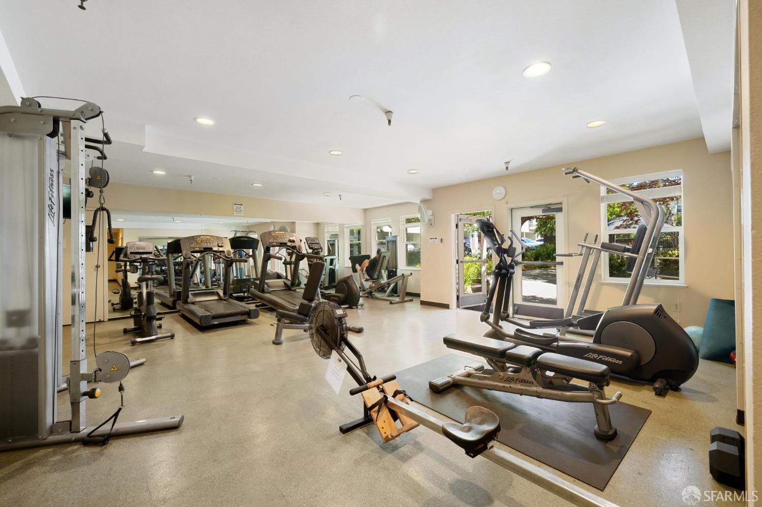 2225 23rd Street # 212