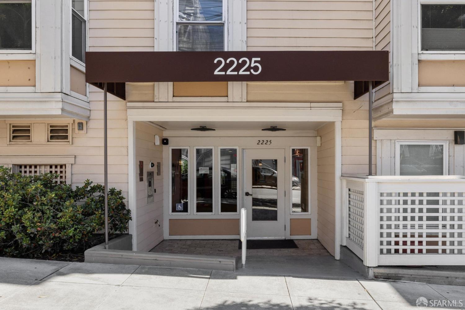 2225 23rd Street # 212