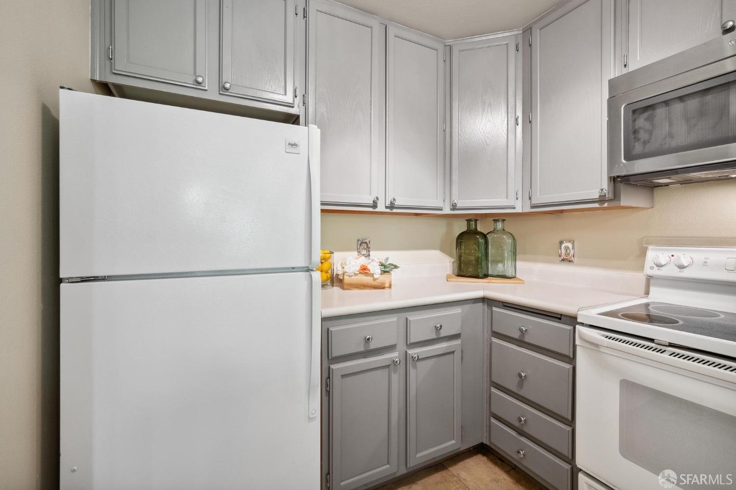 2225 23rd Street # 212