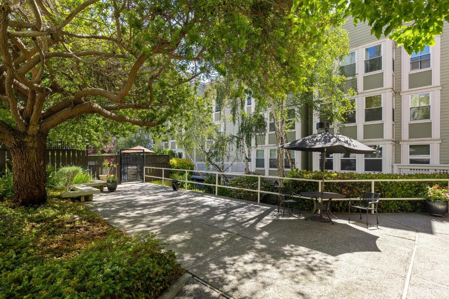 2225 23rd Street # 212