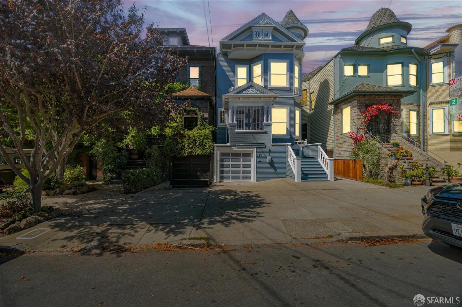 137 6th Avenue