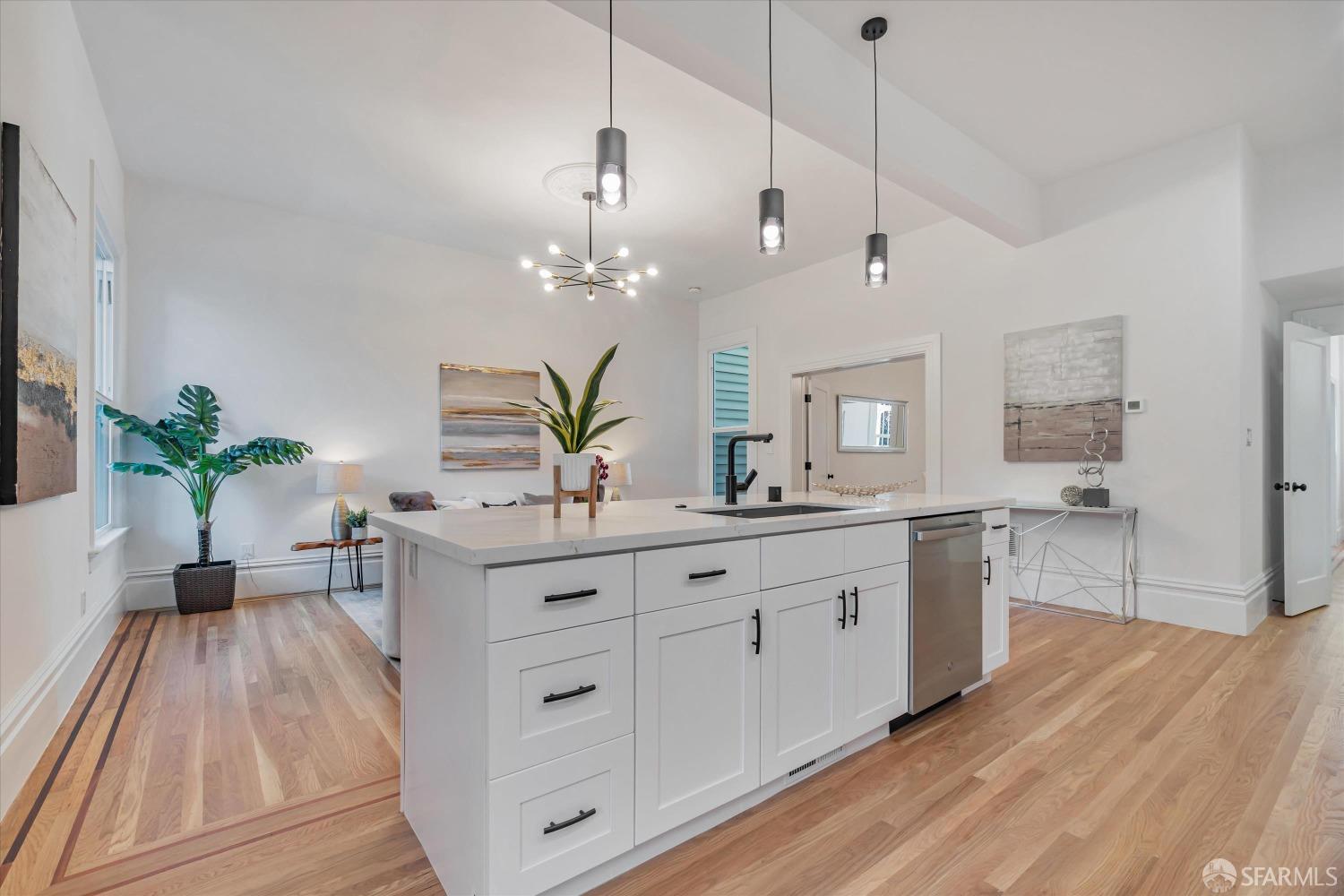 137 6th Avenue