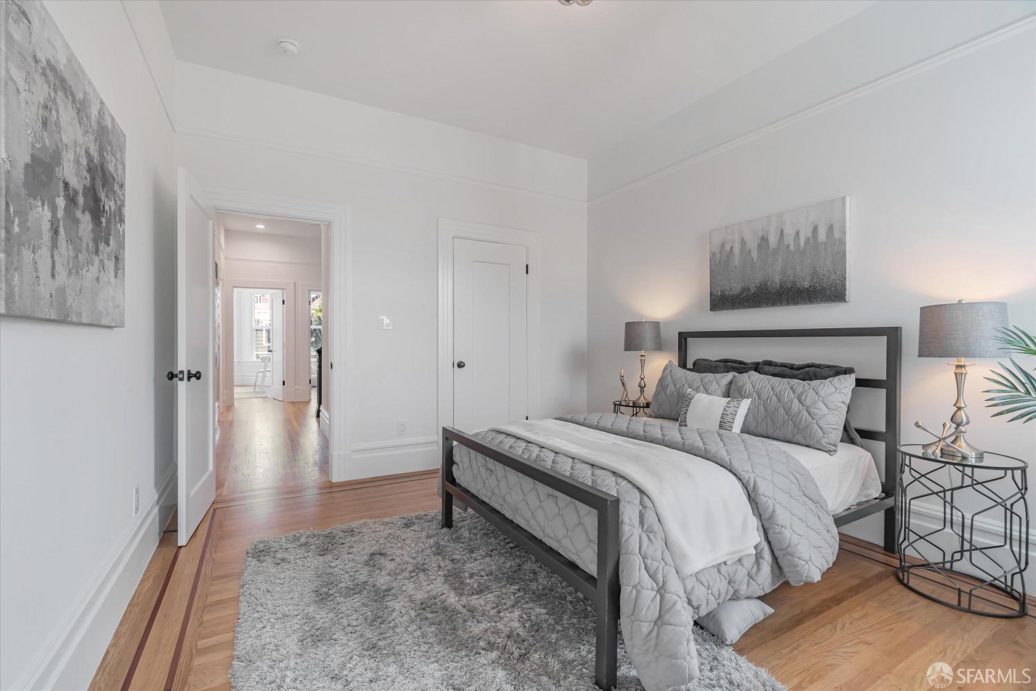 137 6th Avenue