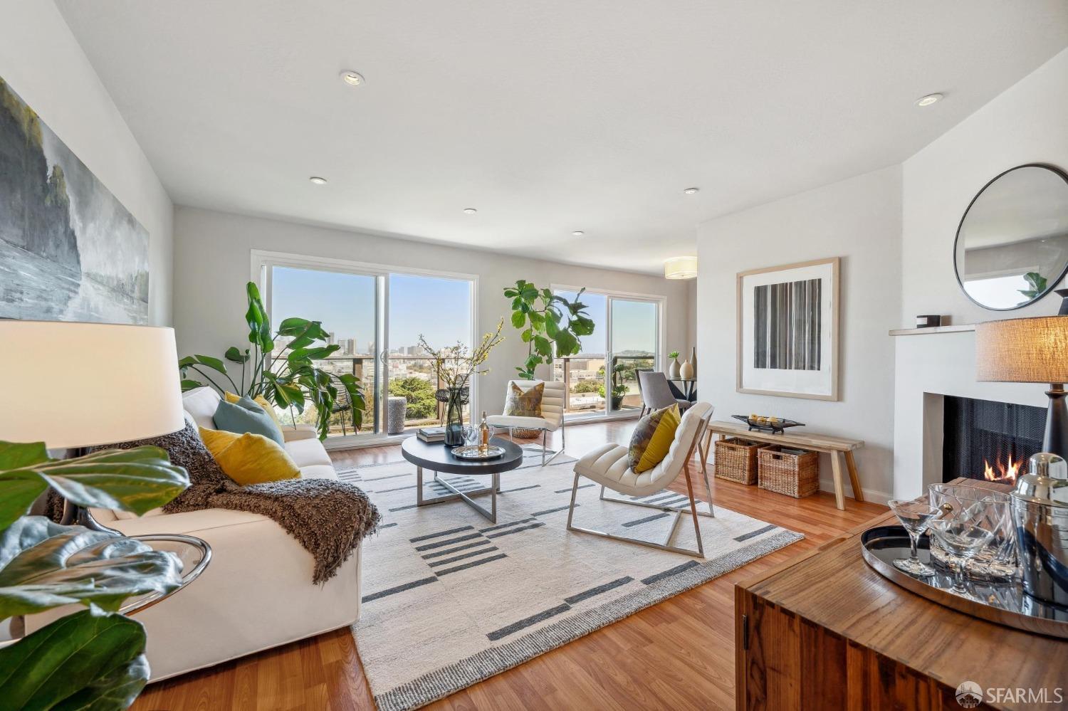 720 Presidio Avenue # 302