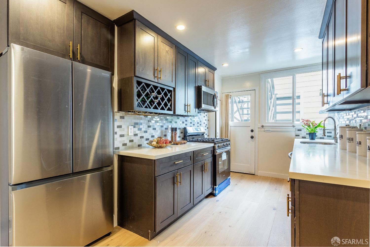 506 Taraval Street