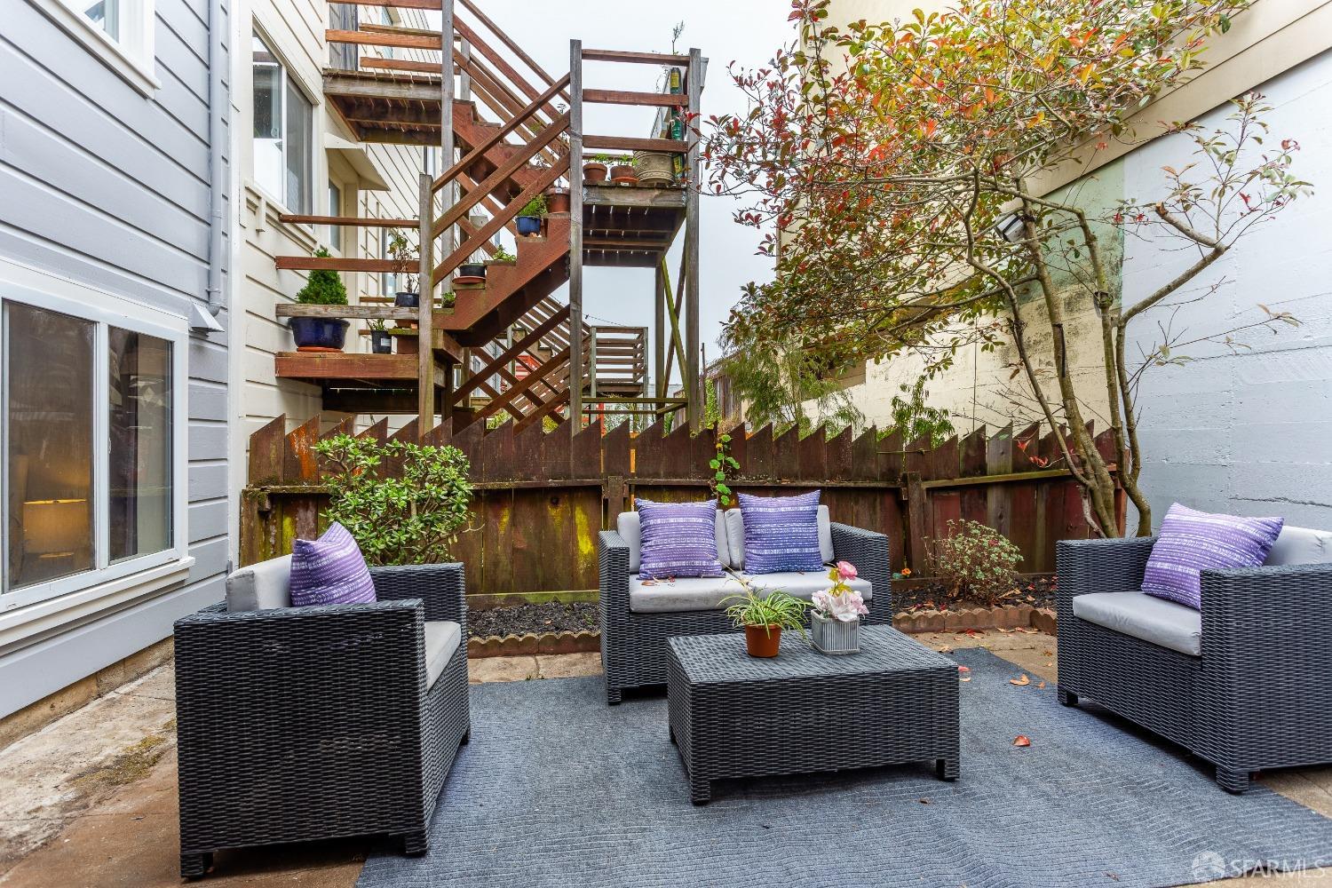 506 Taraval Street