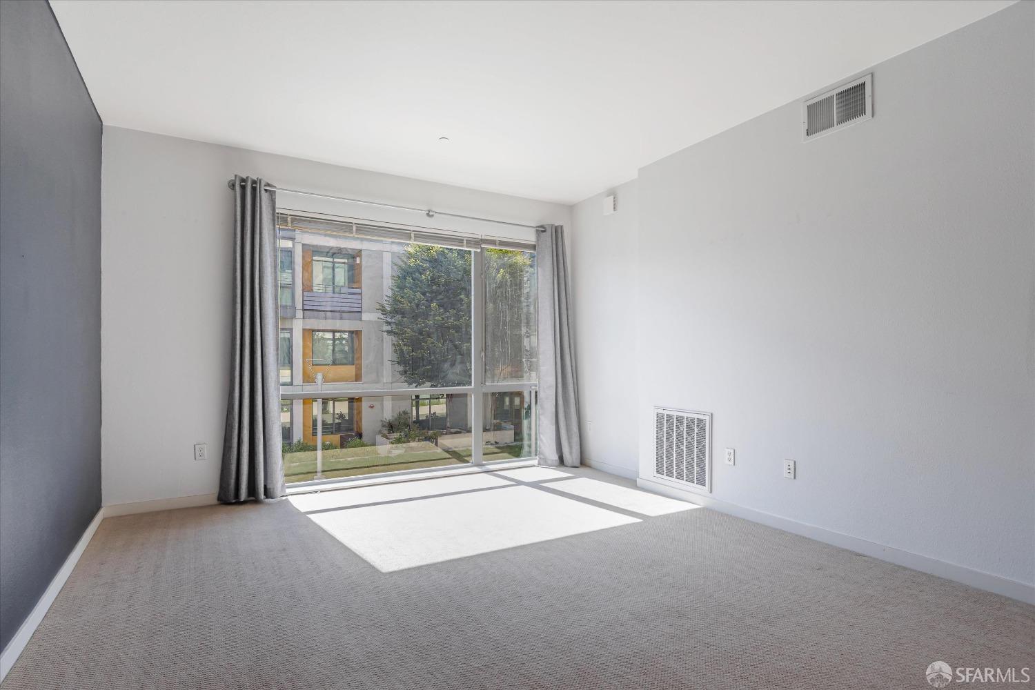 335 Berry Street # 305