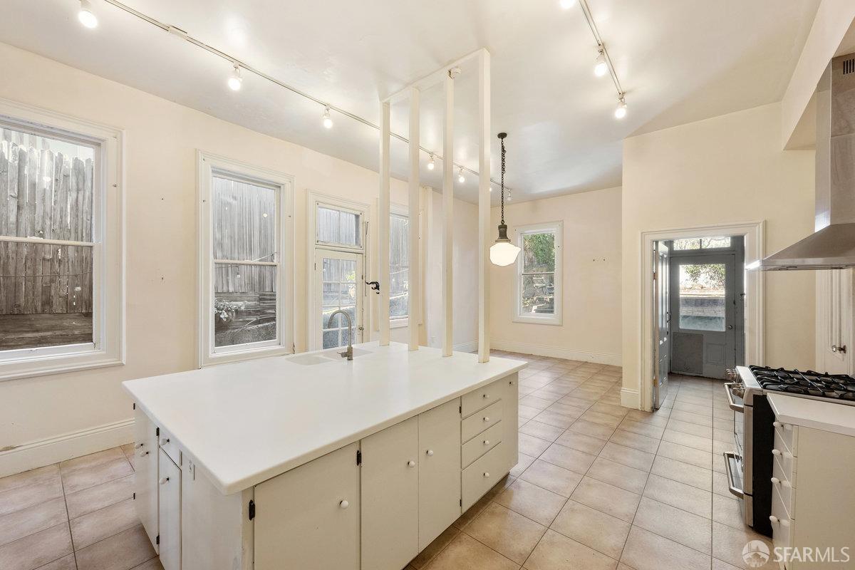 2660 California Street