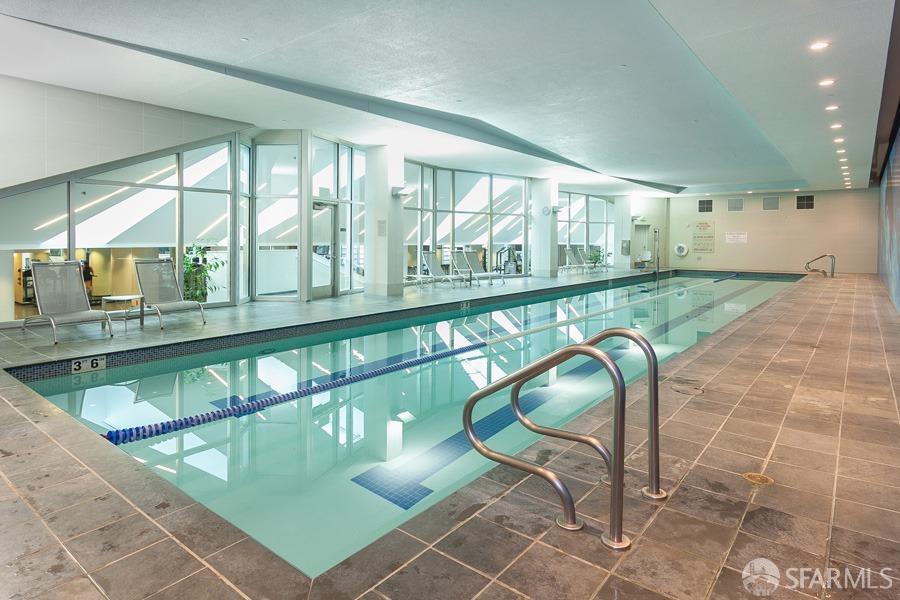 301 Main Street # 20A