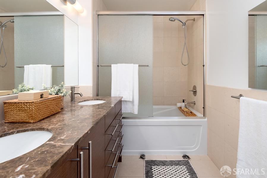 301 Main Street # 20A