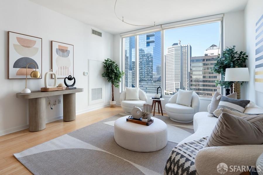 301 Main Street # 20A