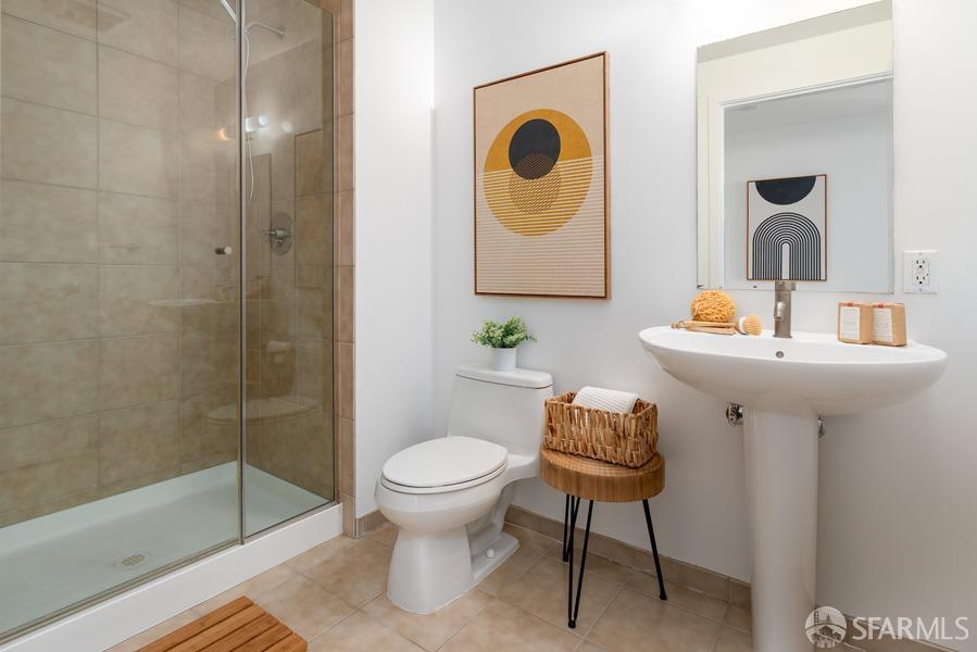 301 Main Street # 20A