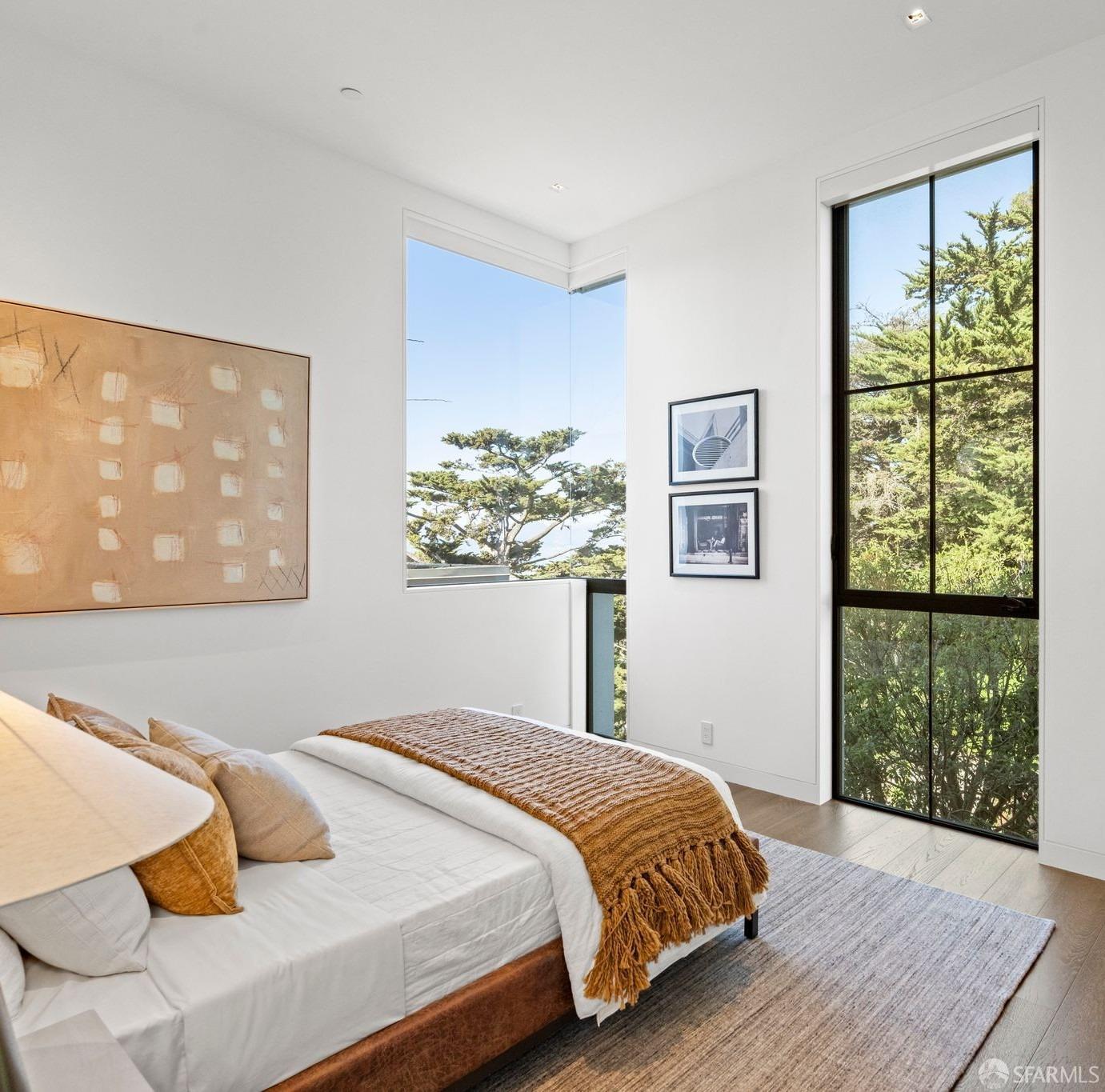 117 Telegraph Hill Boulevard