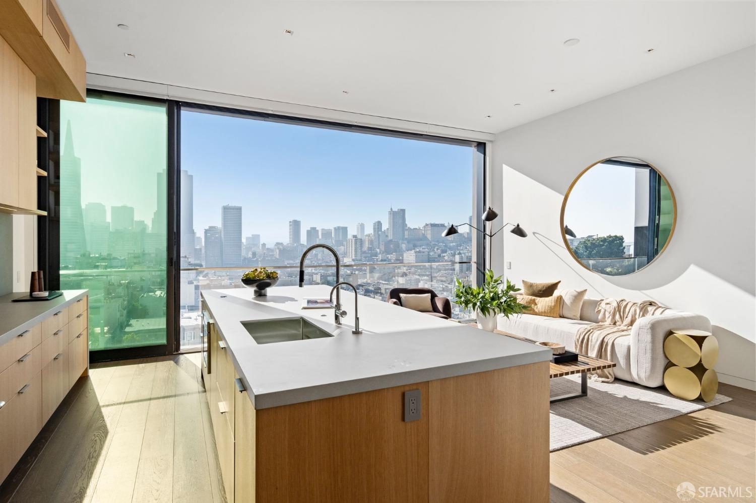 117 Telegraph Hill Boulevard