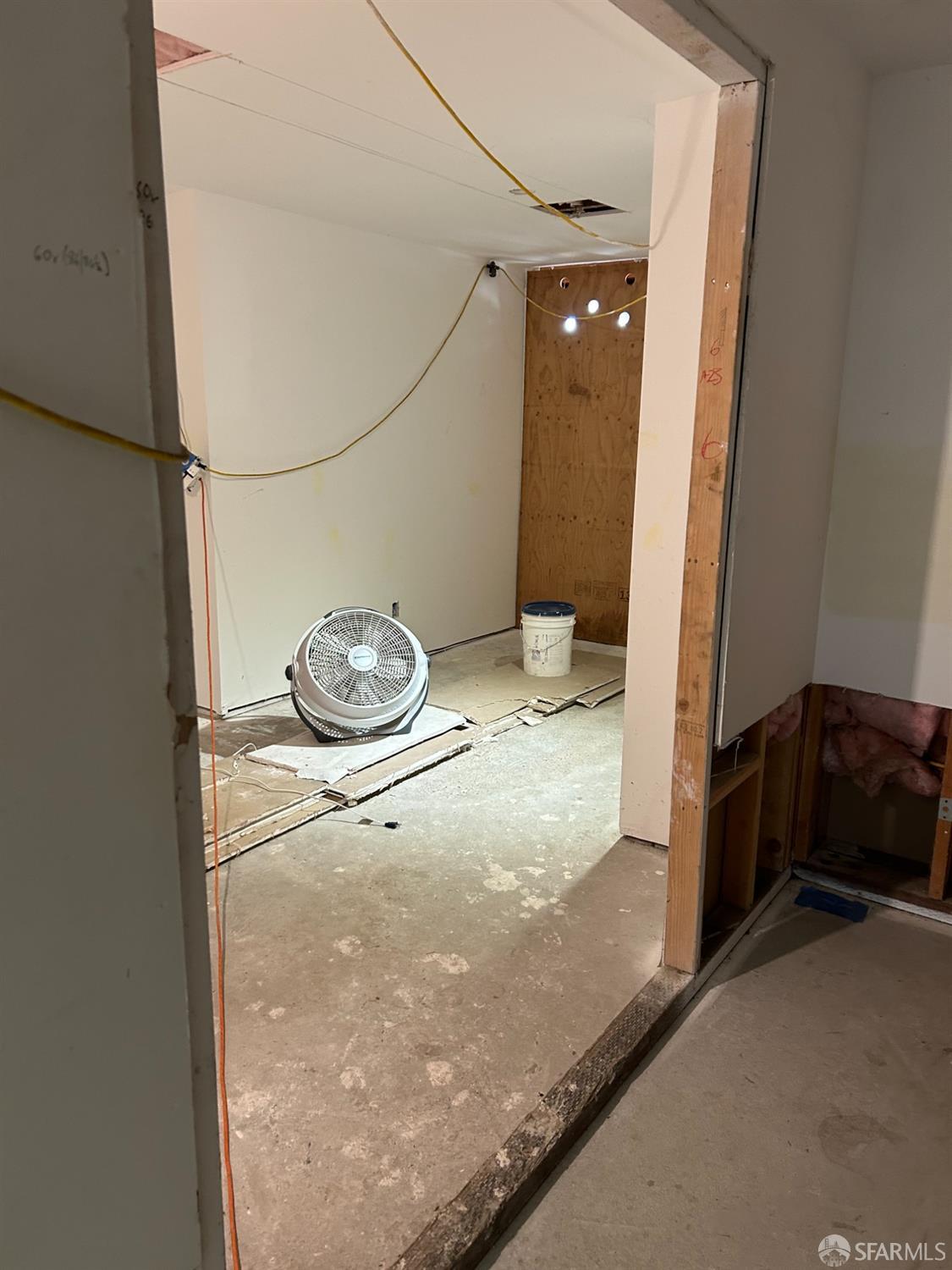 1460-1462 Waller Street